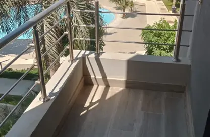 Apartment - 3 Bedrooms - 2 Bathrooms for sale in Midtown - South Investors Area - New Cairo City - Cairo