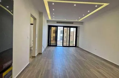 Apartment - 3 Bedrooms - 3 Bathrooms for sale in Sun Capital - Fayoum Desert road - 6 October City - Giza