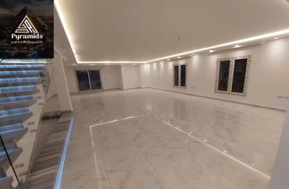 Duplex - 3 Bedrooms - 3 Bathrooms for rent in Mountain View Giza Plateau - Ring Road - 6 October City - Giza