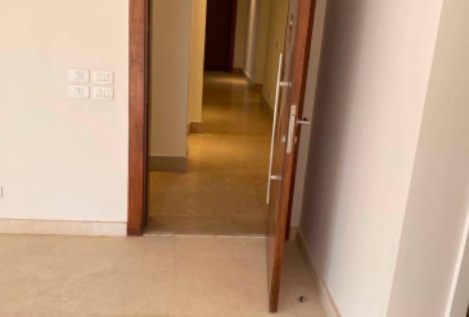 8254210 - Property Image 3