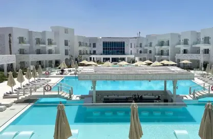 Chalet - 3 Bedrooms - 4 Bathrooms for sale in Azha North - Ras Al Hekma - North Coast