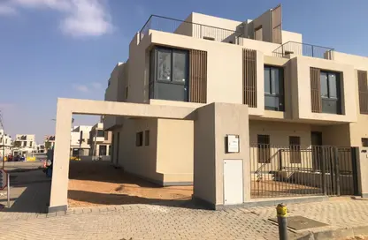 Villa - 5 Bedrooms - 5 Bathrooms for sale in Sodic East - 6th District - New Heliopolis - Cairo