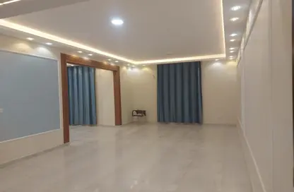 Apartment - 3 Bedrooms - 3 Bathrooms for sale in El Banafseg Apartment Buildings - El Banafseg - New Cairo City - Cairo