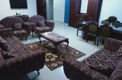 شقة - 3 غرف نوم - 3 حمامات للايجار في شارع الدقي - الدقي - الجيزة شقة - 3 غرف نوم - 3 حمامات للايجار في شارع الدقي - الدقي - الجيزة