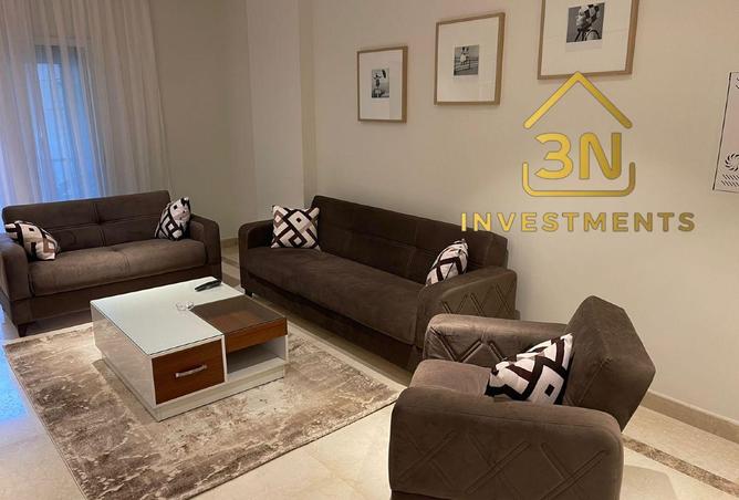 8365800 - Property Image 2