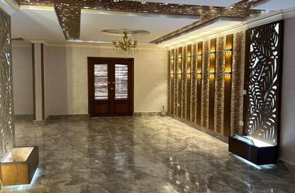 Apartment - 4 Bedrooms - 3 Bathrooms for sale in El Mearag City - Zahraa El Maadi - Hay El Maadi - Cairo