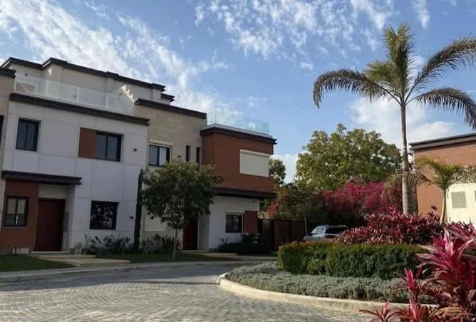 8211680 - Property Image 2