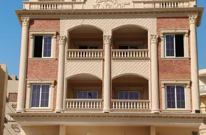 Apartment - 3 Bedrooms - 2 Bathrooms for sale in El Yasmeen 1 - El Yasmeen - New Cairo City - Cairo