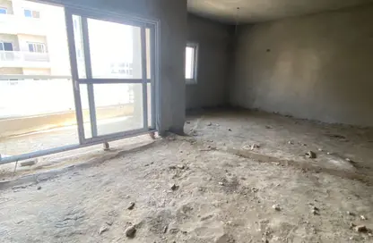 Apartment - 3 Bedrooms - 2 Bathrooms for sale in Al Khamayel city - Sheikh Zayed Compounds - Sheikh Zayed City - Giza