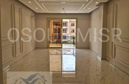 Apartment - 3 Bedrooms - 2 Bathrooms for sale in Al Khamayel city - Sheikh Zayed Compounds - Sheikh Zayed City - Giza