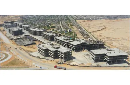 مساحات مكتبية - استوديو - 1 حمام للبيع في وان جولدن سكوير مول - التجمع الخامس - مدينة القاهرة الجديدة - القاهرة
