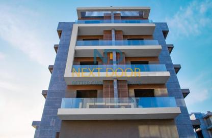 Apartment - 3 Bedrooms - 3 Bathrooms for sale in El Patio Oro - 5th Settlement Compounds - The 5th Settlement - New Cairo City - Cairo