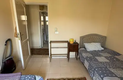 شقة - 2 غرف نوم - 1 حمام للبيع في حدائق المهندسين - الحي الرابع - الشيخ زايد - الجيزة