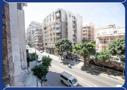 شقة - 3 غرف نوم - 2 حمامات for للبيع in لوران - حي شرق - الاسكندرية