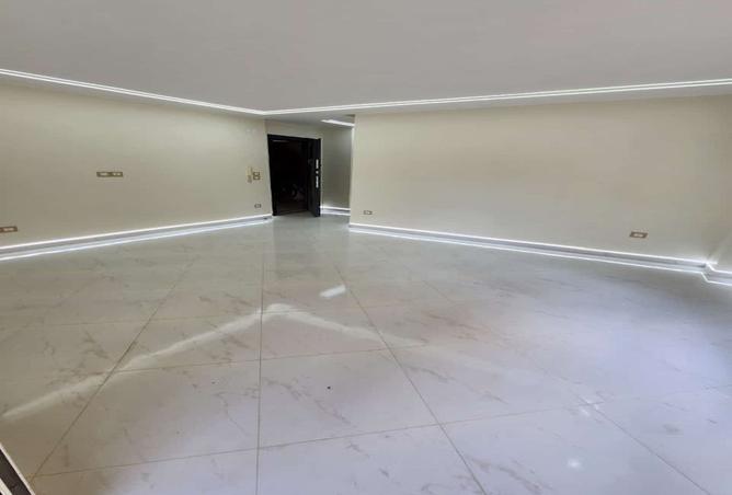 8112510 - Property Main Image
