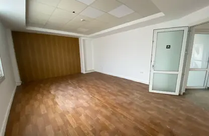 Office Space - Studio - 1 Bathroom for rent in Al Sadat Axis - The 1st Settlement - New Cairo City - Cairo