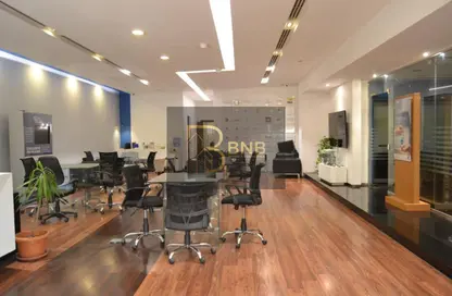 مساحات مكتبية - استوديو - 4 حمامات للايجار في شارع التسعين الجنوبي - التجمع الخامس - مدينة القاهرة الجديدة - القاهرة