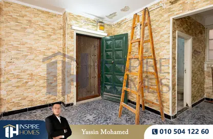 Apartment - 3 Bedrooms - 1 Bathroom for sale in Luxor St. - Cleopatra - Hay Sharq - Alexandria