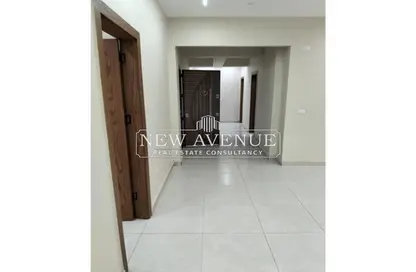 Office Space - Studio - 3 Bathrooms for rent in Street 104 - Hadayek El Maadi - Hay El Maadi - Cairo