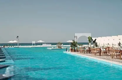 شاليه - 2 غرف نوم - 2 حمامات للبيع في دايركشن وايت - راس الحكمة - الساحل الشمالي
