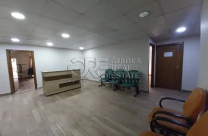 Office Space - Studio - 2 Bathrooms for rent in Gameat Al Dewal Al Arabeya St. - Mohandessin - Giza