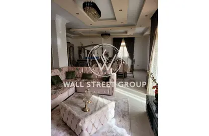 Apartment - 7+ Bedrooms - 7+ Bathrooms for sale in Al Shouyfat - 5th Settlement Compounds - The 5th Settlement - New Cairo City - Cairo
