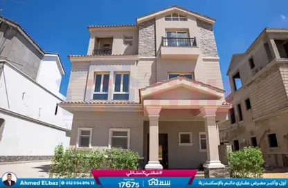 فيلا - 5 غرف نوم - 6 حمامات للبيع في سموحة - حي شرق - الاسكندرية