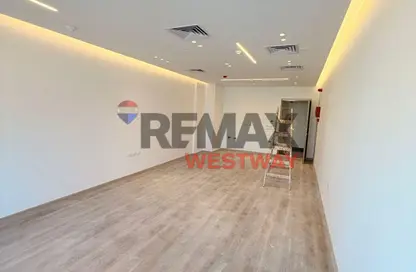 Office Space - Studio - 1 Bathroom for rent in Arkan Plaza - 26th of July Corridor - Sheikh Zayed City - Giza