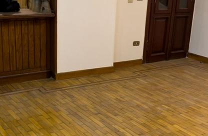 Apartment - 4 Bedrooms - 2 Bathrooms for sale in Samir Abdel Raouf St. - 8th Zone - Nasr City - Cairo