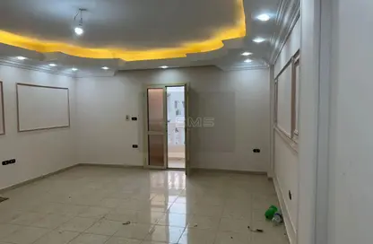 Penthouse - 4 Bedrooms - 3 Bathrooms for rent in Omar Ibn Abd al Aziz St. - District 1 - The 5th Settlement - New Cairo City - Cairo