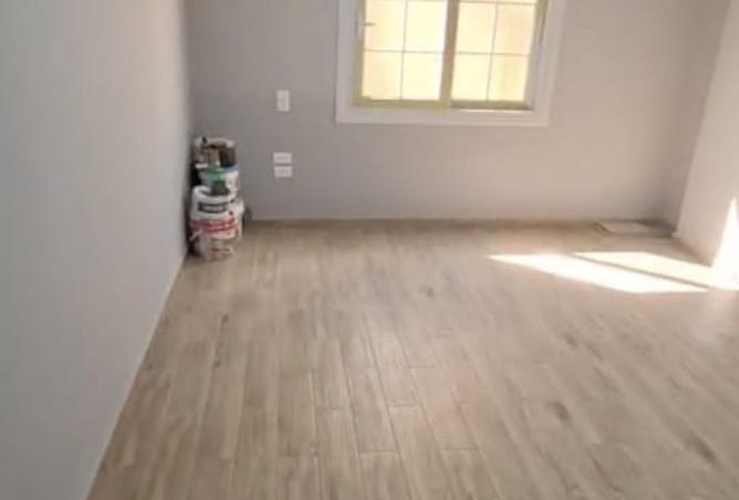 8053657 - Property Image 2