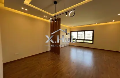 Apartment - 3 Bedrooms - 3 Bathrooms for rent in One 16 - Sheikh Zayed Compounds - Sheikh Zayed City - Giza