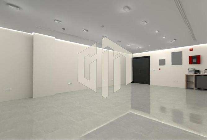 8398100 - Property Image 2