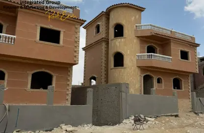 فيلا - 4 غرف نوم - 3 حمامات للبيع في كمبوندات الشيخ زايد - الشيخ زايد - الجيزة