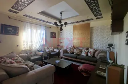 شقة - 3 غرف نوم - 2 حمامات للبيع في شارع محرم بك - محرم بك - حي وسط - الاسكندرية