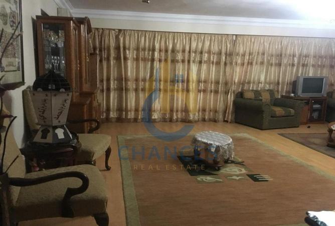 8060741 - Property Image 2