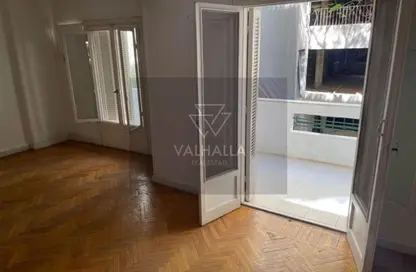 Apartment - 2 Bedrooms - 1 Bathroom for rent in Ahmed Ragheb St. - Garden City - Cairo Apartment - 2 Bedrooms - 1 Bathroom for rent in Ahmed Ragheb St. - Garden City - Cairo