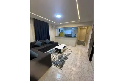 Apartment - 3 Bedrooms - 1 Bathroom for rent in Park Yard Mall - 1st District - 6 October City - Giza