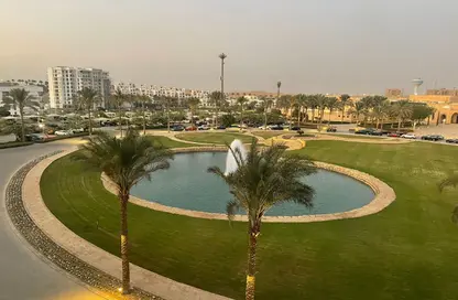 Apartment - 2 Bedrooms - 2 Bathrooms for rent in Fountain Side - Uptown Cairo - Mokattam - Cairo