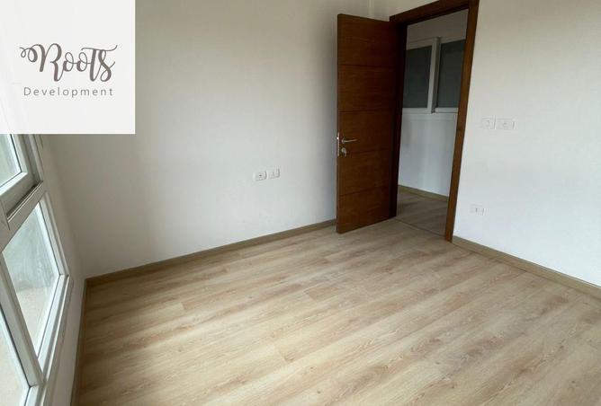 8419261 - Property Image 3