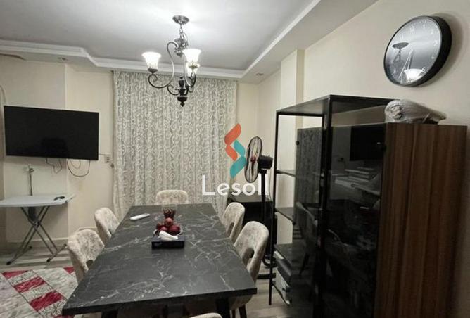 8331890 - Property Image 2