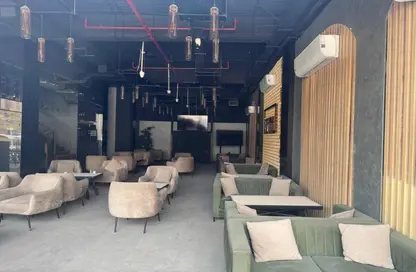 Retail - Studio - 4 Bathrooms for rent in Gardenia Mall St. - The 1st Settlement - New Cairo City - Cairo