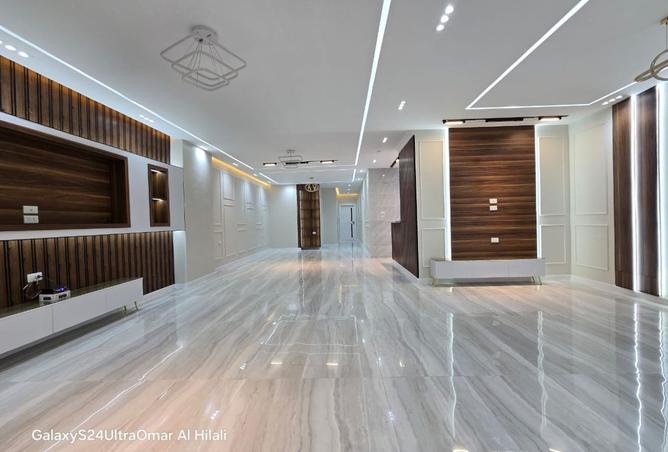 8185748 - Property Main Image