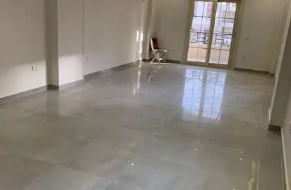 Apartment - 3 Bedrooms - 2 Bathrooms for rent in North Lotus - El Lotus - New Cairo City - Cairo