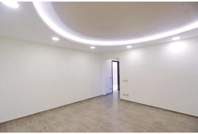 8093538 - Property Image 2