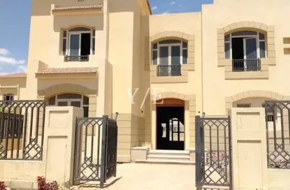 Villa - 5 Bedrooms - 5 Bathrooms for sale in Gardenia Park - Al Motamayez District - 6 October City - Giza