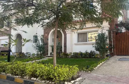 Villa - 4 Bedrooms - 4 Bathrooms for sale in Divina Gardens - 3rd District West - Shorouk City - Cairo