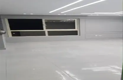 مساحات مكتبية - استوديو - 2 حمامات للايجار في شارع لبنان - المهندسين - الجيزة