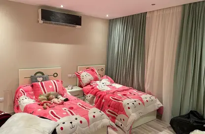 Apartment - 2 Bedrooms - 2 Bathrooms for sale in Lake View Residence - 5th Settlement Compounds - The 5th Settlement - New Cairo City - Cairo