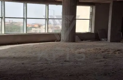 Full Floor - Studio - 1 Bathroom for rent in Al Sadat Axis - The 1st Settlement - New Cairo City - Cairo